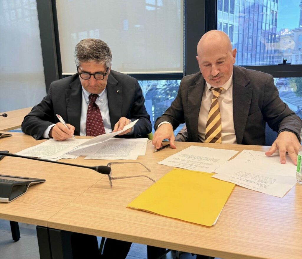 Contratti. CISL FP: “Positiva la firma dei CCNL Area e PCM. Ora aprire la tornata 2025–2027” 2 Contratti. CISL FP: “Positiva la firma dei CCNL Area e PCM. Ora aprire la tornata 2025–2027” | Cisl Fp | Funzione Pubblica