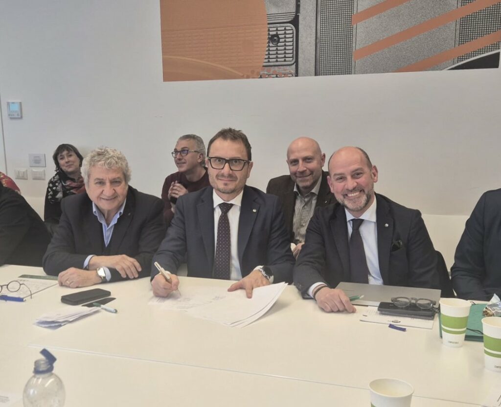 Federculture. Chierchia (CISL FP): “Sottoscritto l’accordo per il rinnovo. Più salario, arretrati e nuovo welfare per i lavoratori della cultura” 2 Federculture. Chierchia (CISL FP): “Sottoscritto l’accordo per il rinnovo. Più salario, arretrati e nuovo welfare per i lavoratori della cultura” | Cisl Fp | Funzione Pubblica
